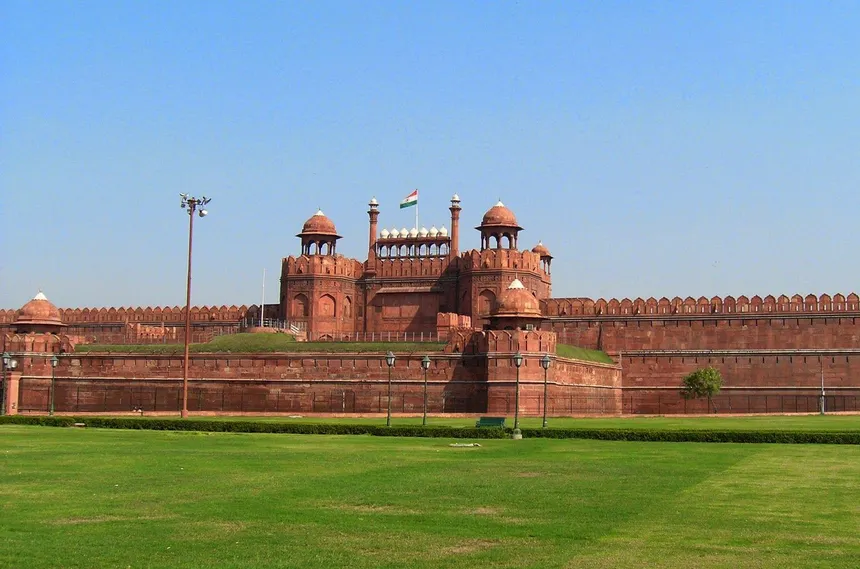 Delhi, Agra & Mathura Vrindavan Tour — photo 3